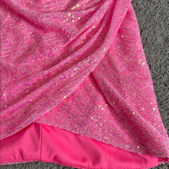 La Femme 3 neon pink one-shoulder sequin short cocktail dress homecoming hoco - Picture 3 of 8